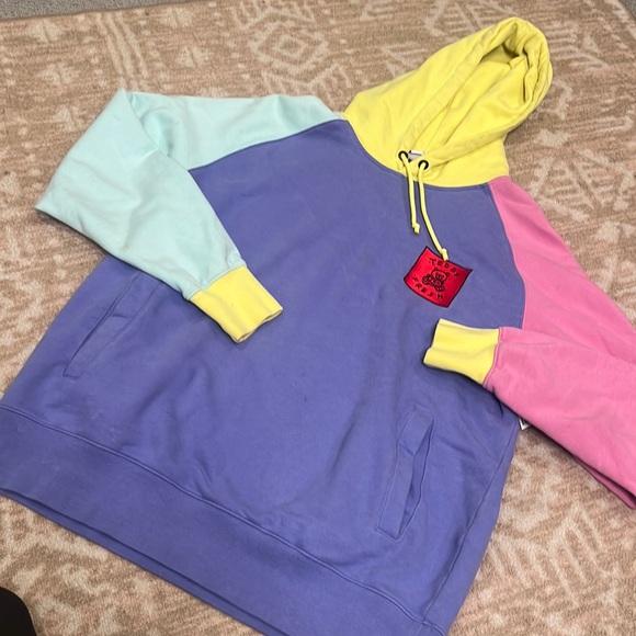 Teddy Fresh Tops - teddy fresh sweatshirt hoodie XL